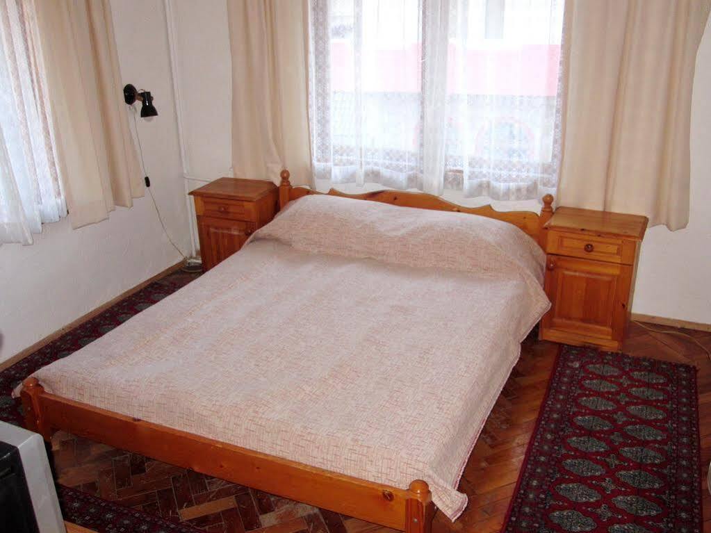 Guest Rooms Metaksinovi Chepelare Ngoại thất bức ảnh